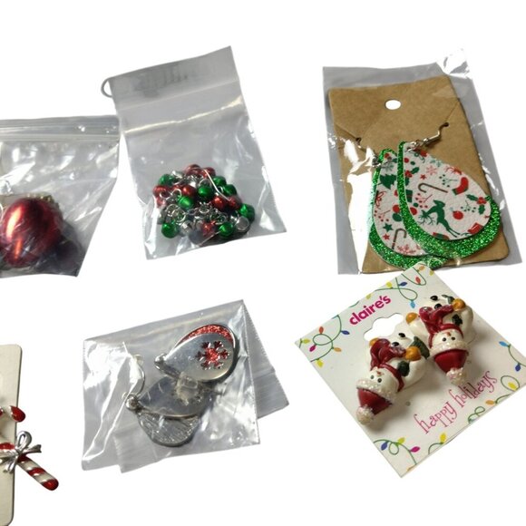 Lot of Christmas Holiday Earring Assortment New Used Avon And More Candy Cane - Picture 3 of 6
